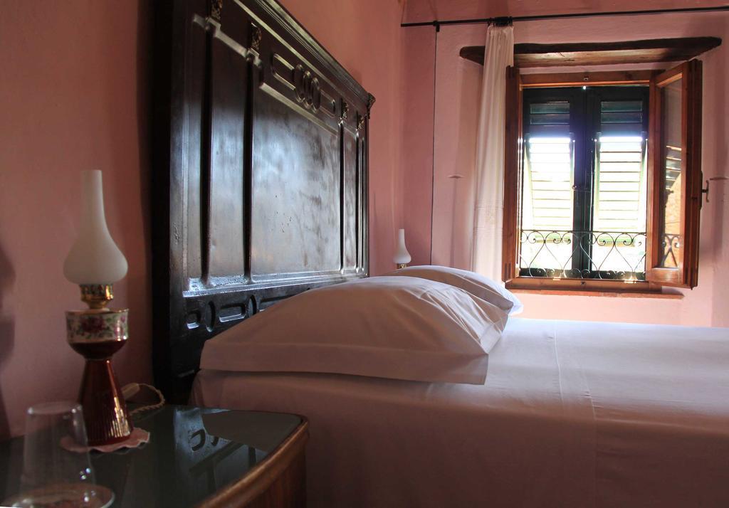 Antica Casa "Le Rondini" Borgo a Buggiano Exterior foto